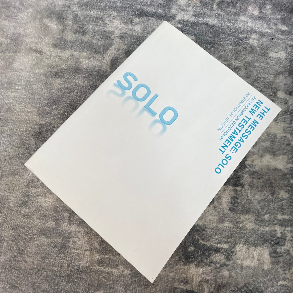 The Message Solo New‎ Testament Devotional Eugene Peterson NavPress Bible Study